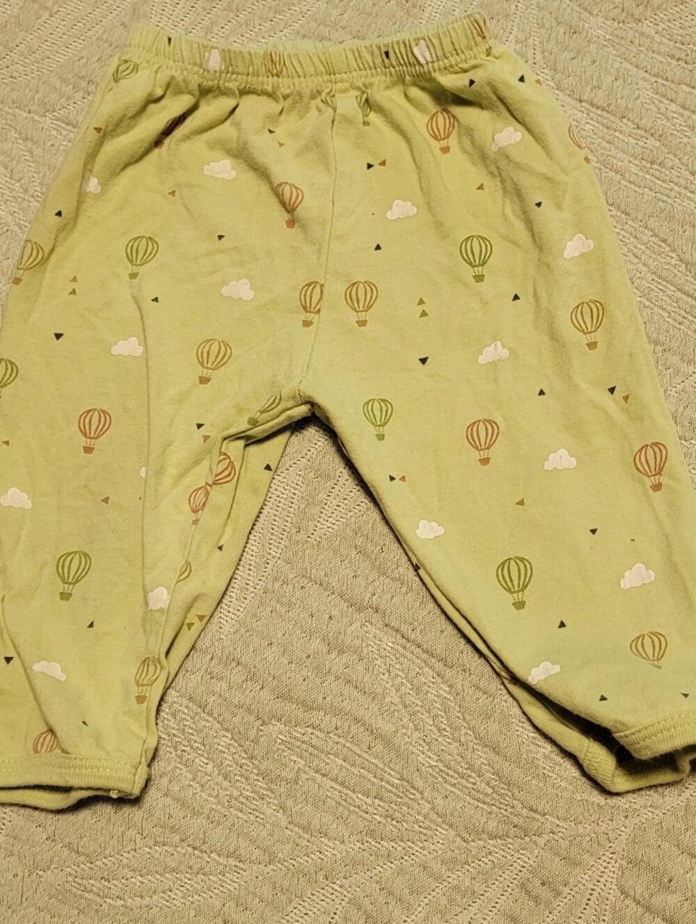 💚Free In Any Bundle Over $10 Hot Air Balloon Pajama Pants